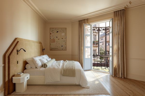 Dormitorio principal con salida al balcón